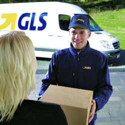 Rýchle doručenie GLS kuriérom GLS_kurierka_Sluzba