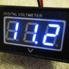 Vodotesný voltmeter modrý (3.5-30V) - Image 5